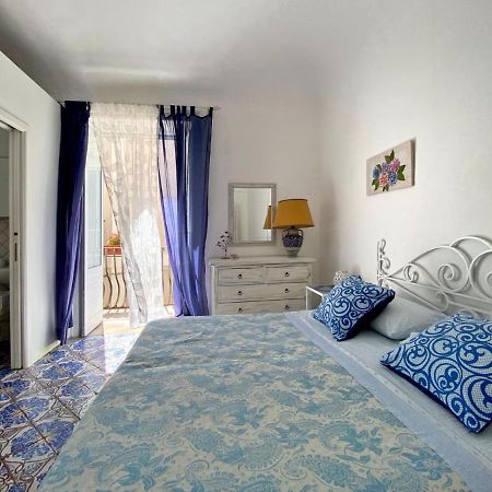 Casa Chiara Hotel Липари Екстериор снимка